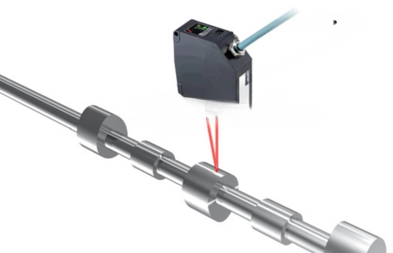 Industrial Applications Of Laser - Precyzyjny laserowy czujnik przemieszczenia o wysokiej